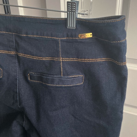 INC Woman Dark Wash Side Zip jeans, size 14W - Picture 3 of 5